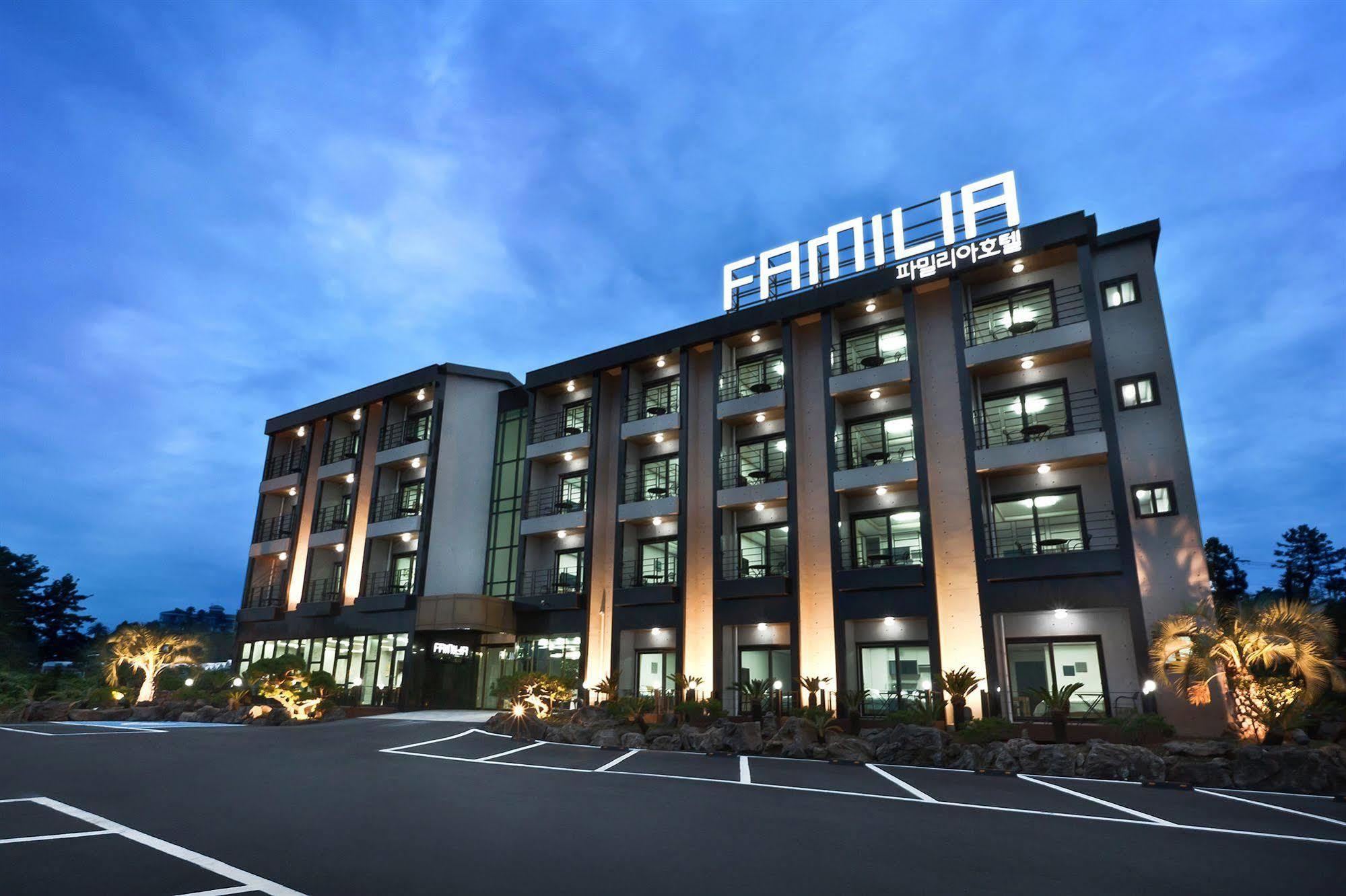 Familia Hotel Согвипхо Экстерьер фото